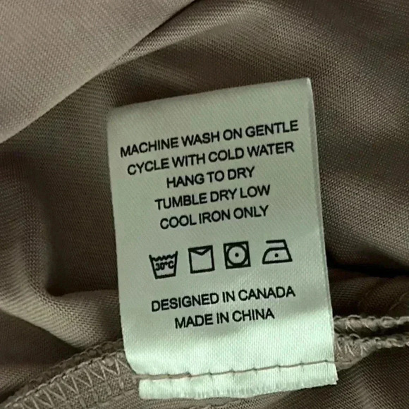 Priv  Dress - Picture 7 of 7